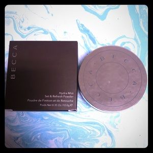 Becca Hyrda-Mist and Refresh Powder